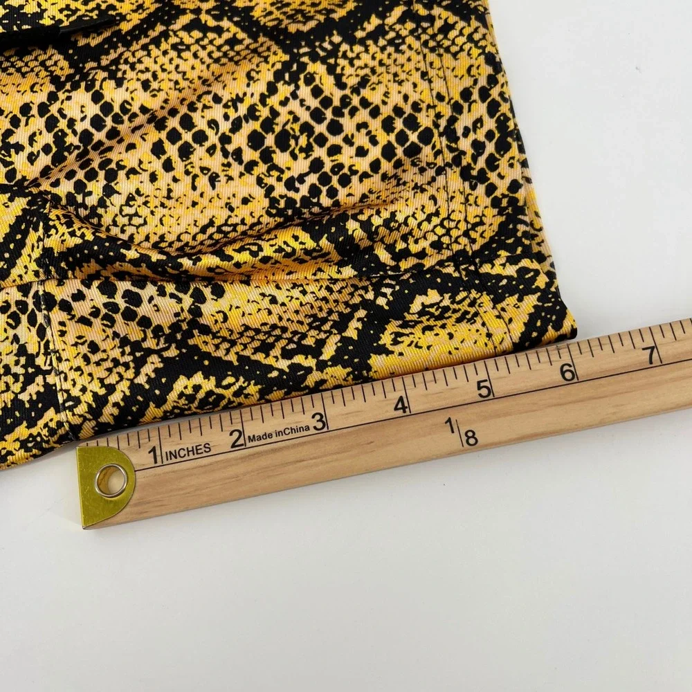 Nike Womens Dri-FIT Snakeskin‎ Basketball Shorts Yellow Black DH7348-709 XS